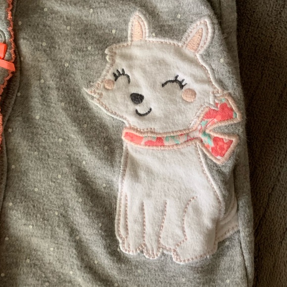 SOLD 3 Carter’s footies - Picture 3 of 6